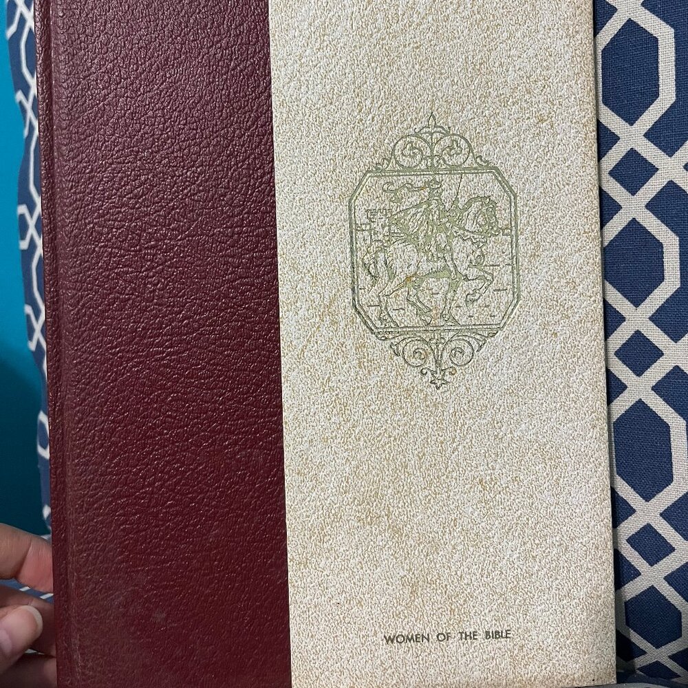VINTAGE WOMEN OF THE BIBLE 1969 Good Will Publishers ILLUSTRATED, Inc.